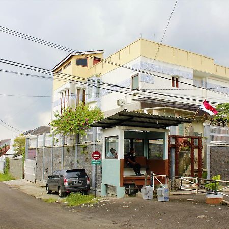 Zen Rooms Cassa Dua Pasteur Bandung Bagian luar foto