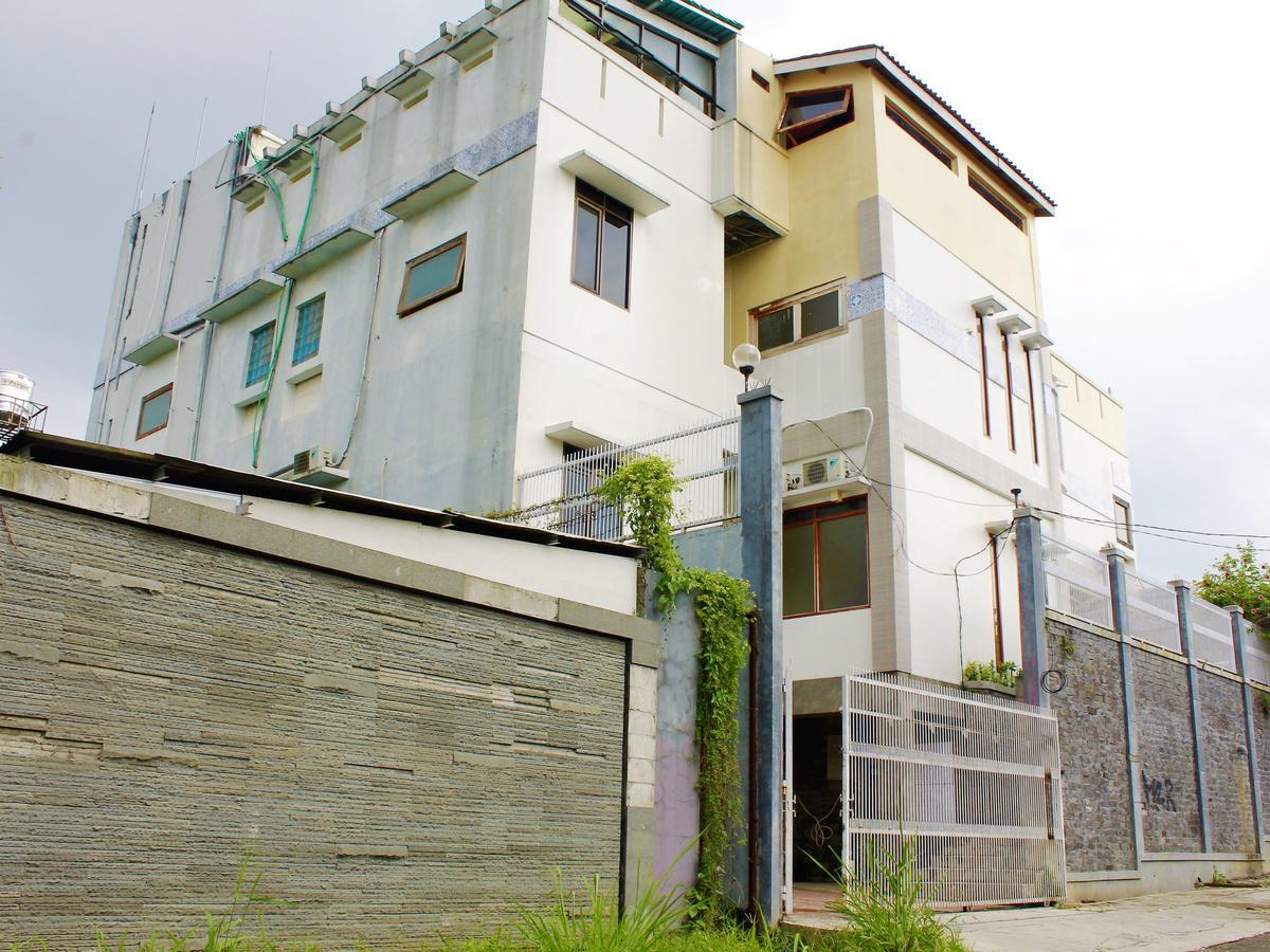Zen Rooms Cassa Dua Pasteur Bandung Bagian luar foto